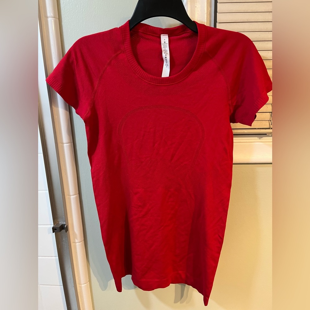 Lululemon swiftly tech